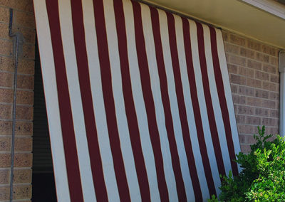 Guide Rail Awning - Stripe Bordeaux Acyrlic Canvas 1